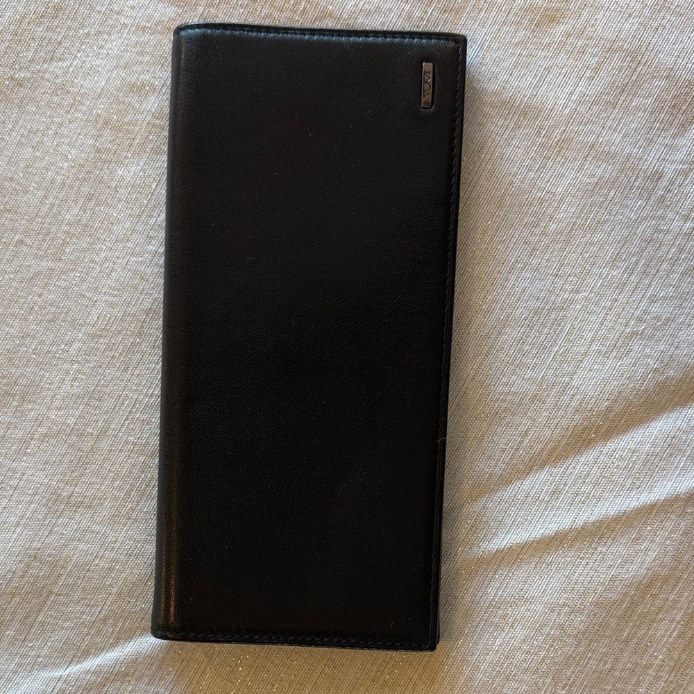 Tumi Black Leather Long Wallet